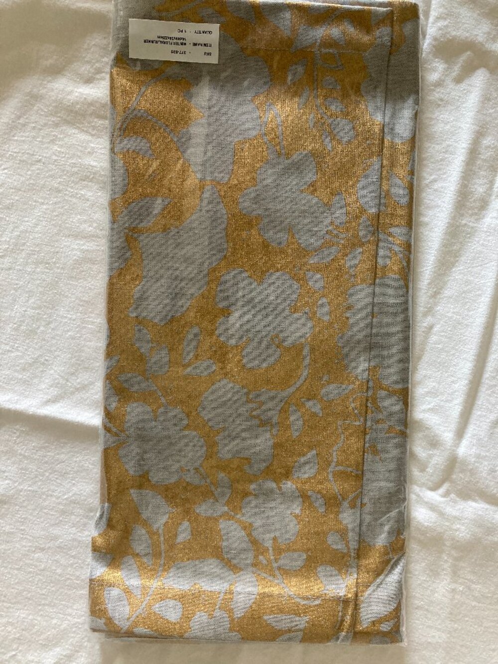 NWT Crate & Barrel Winter Floral Runner 14" x 90" grey gold metallic holiday